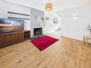 LOUNGE- click for photo gallery